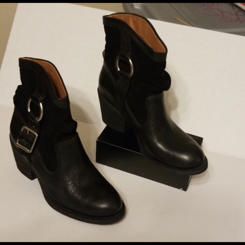 Like New Lucky Brand Boots, 6.5 - Picture 2 of 8
